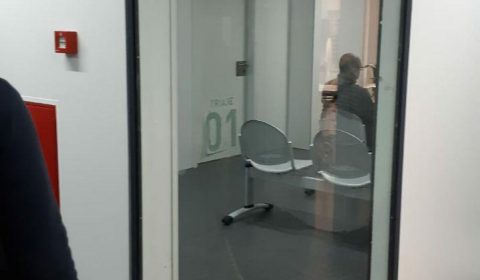 Cristal curvo, Hospital de Elche